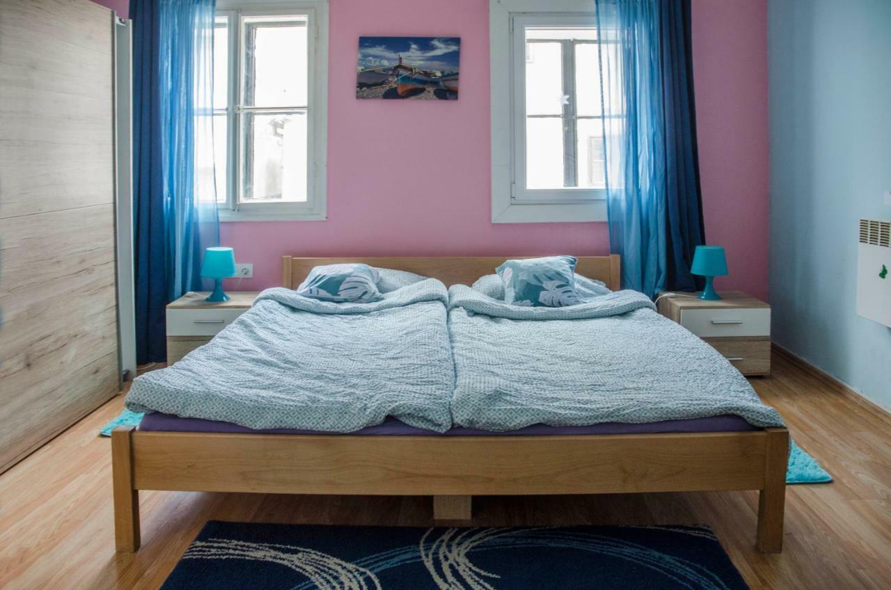 Rooms And Apartment Veral-Ka Karlovac Ngoại thất bức ảnh